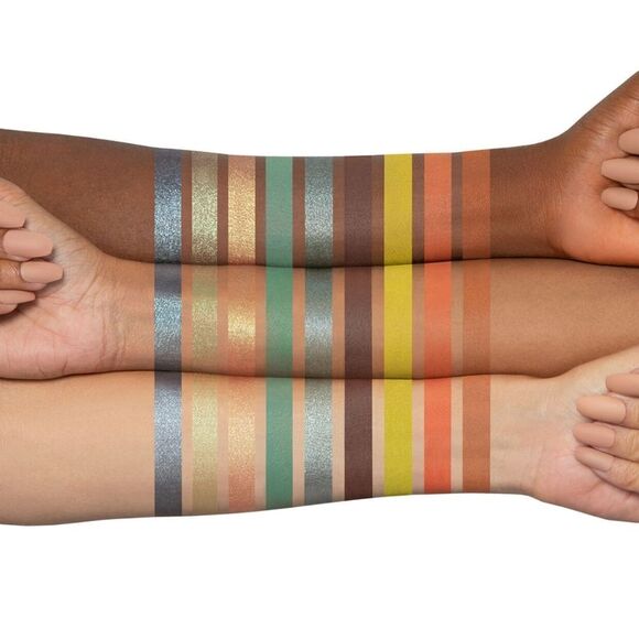 Huda Beauty Python Eyeshadow Palette - Picture 4 of 10